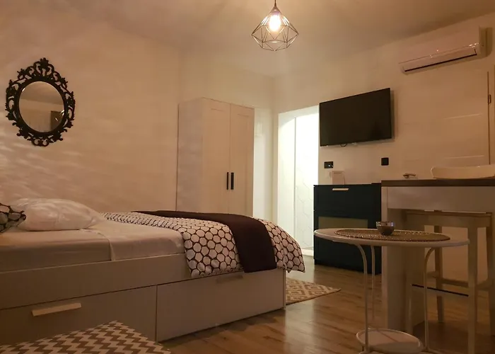 Sfinga Apartment